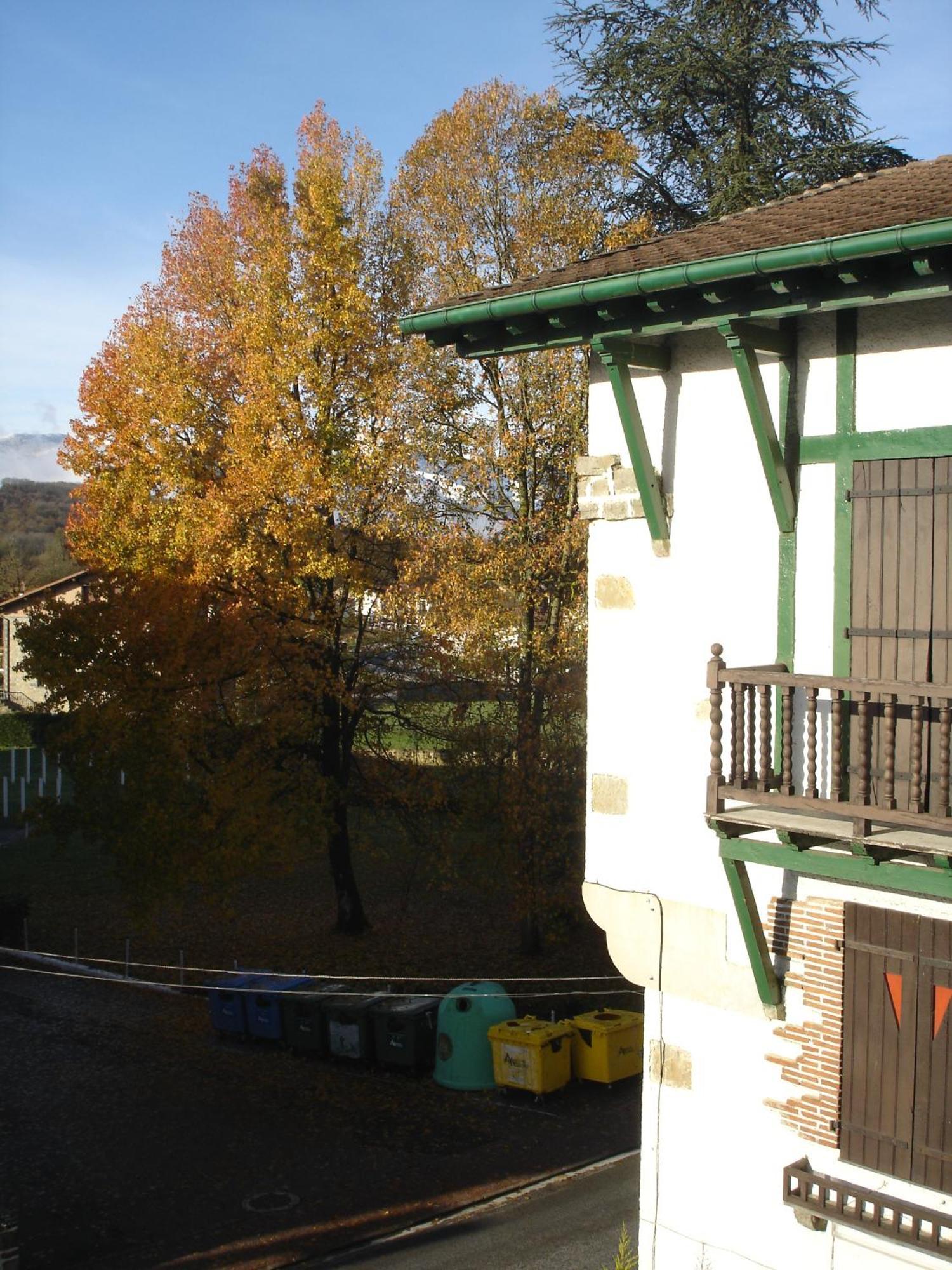 Hostal Ayestaran II Lekunberri Exterior photo