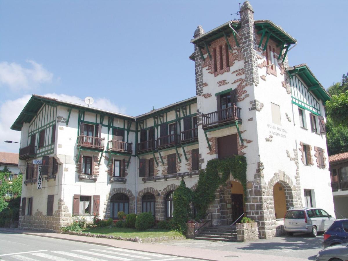 Hostal Ayestaran II Lekunberri Exterior photo